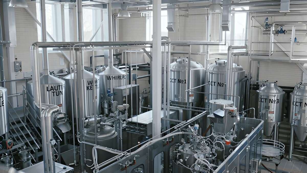 300 Gallon Stainless Steel Mixing Tank